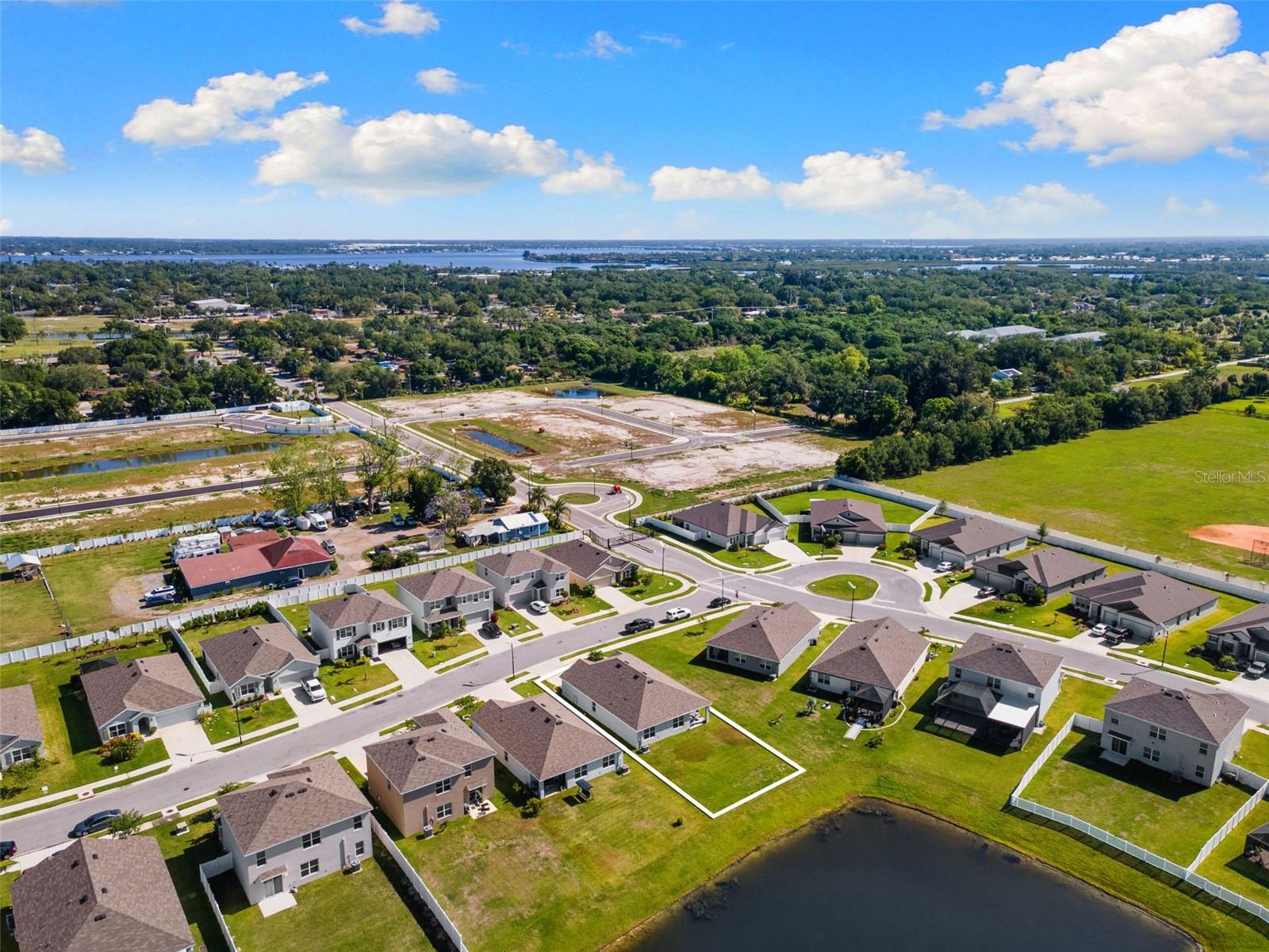 2236 Grand Flora Trail
