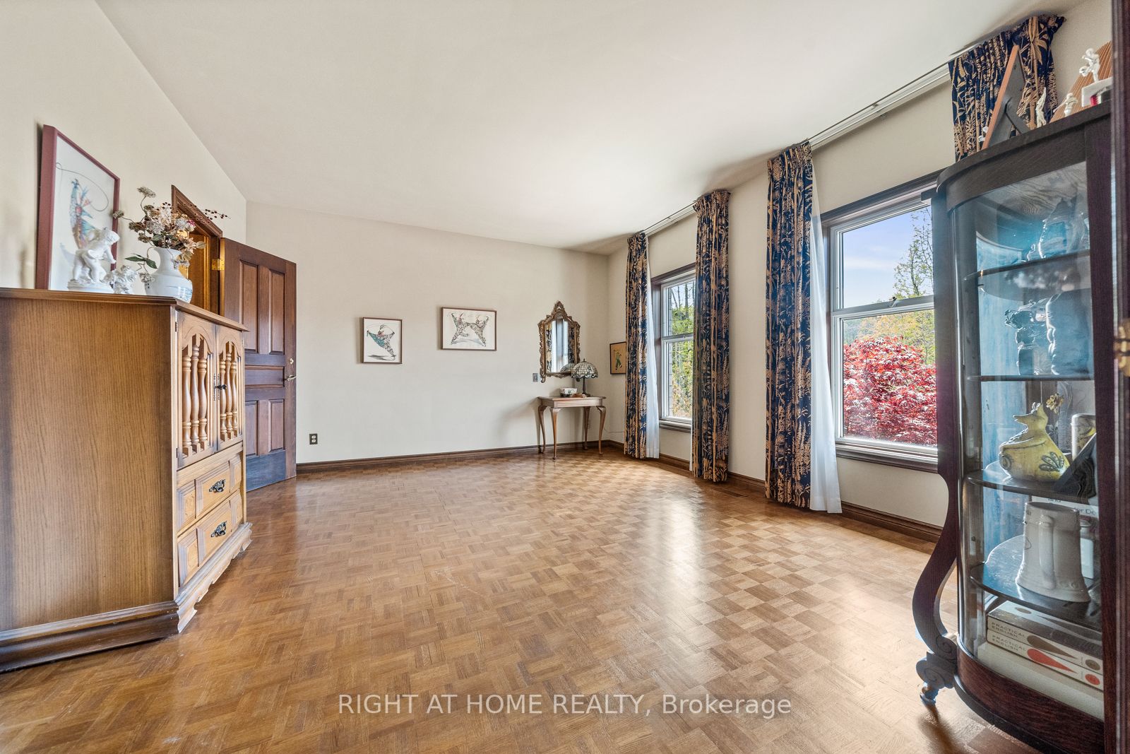 28 Mathers Dr