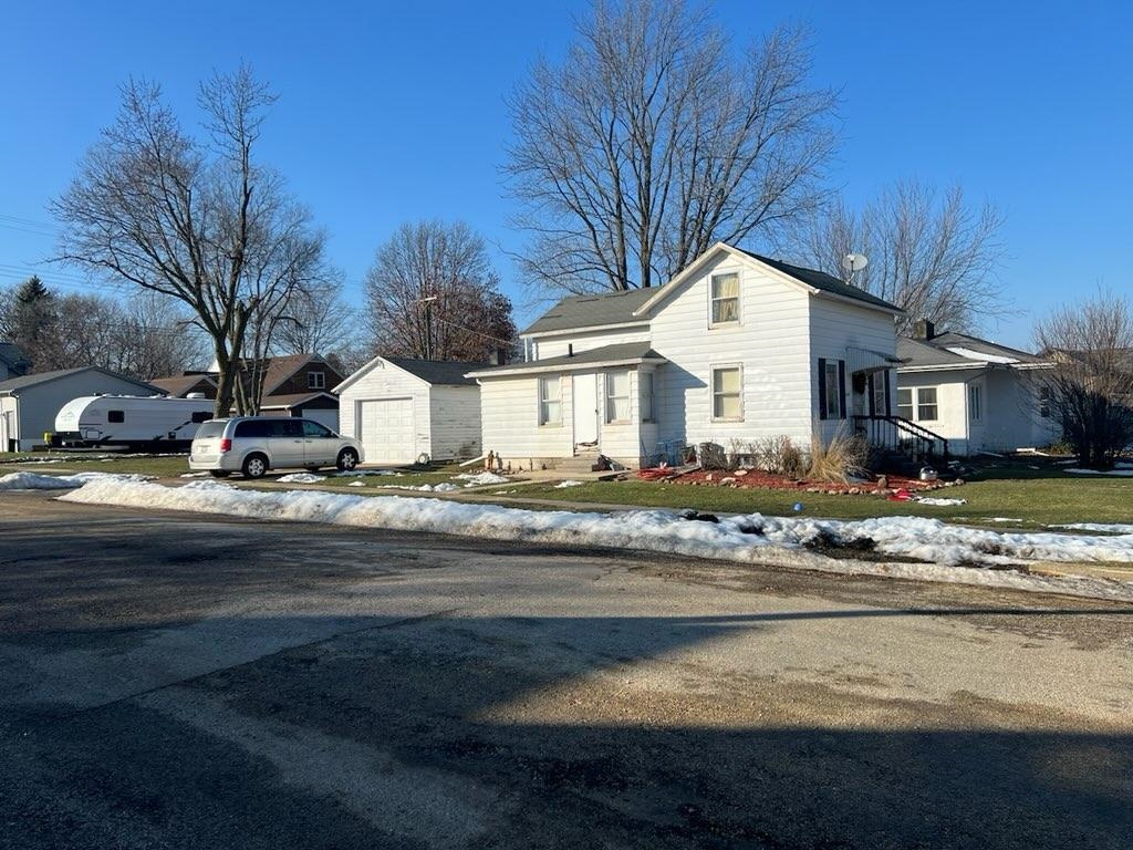 118 S Linn