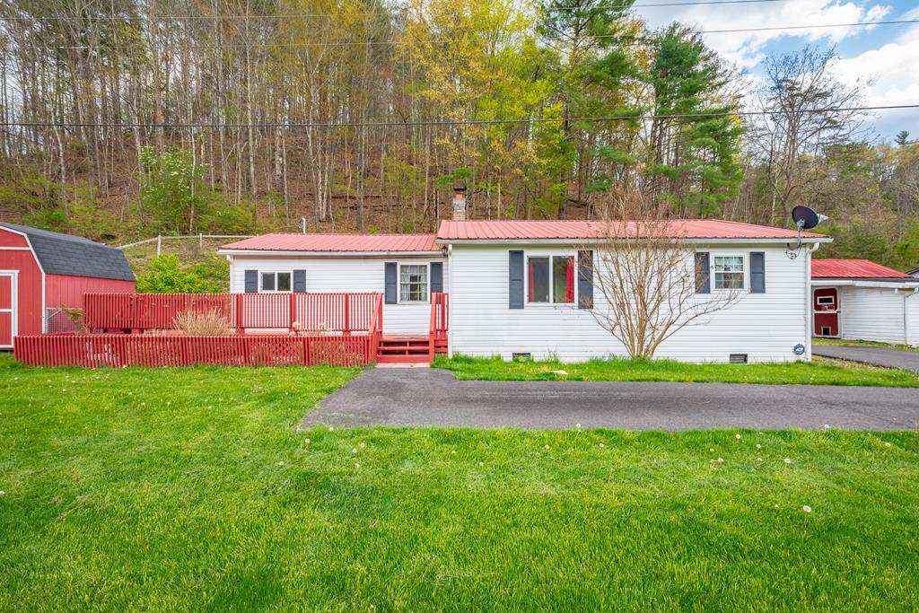 4288 Railroad Trail, Bastian, VA 24314