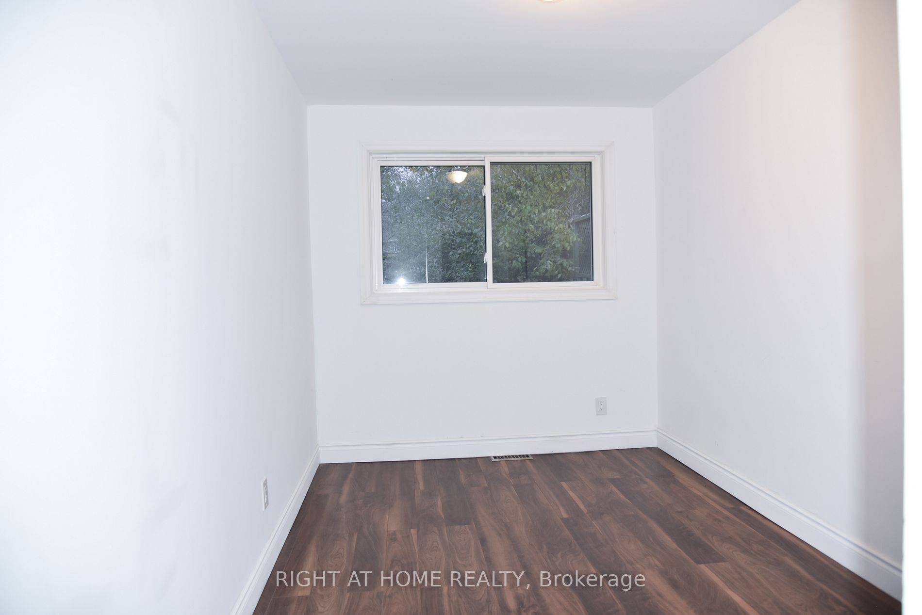 181 N Penn Ave
