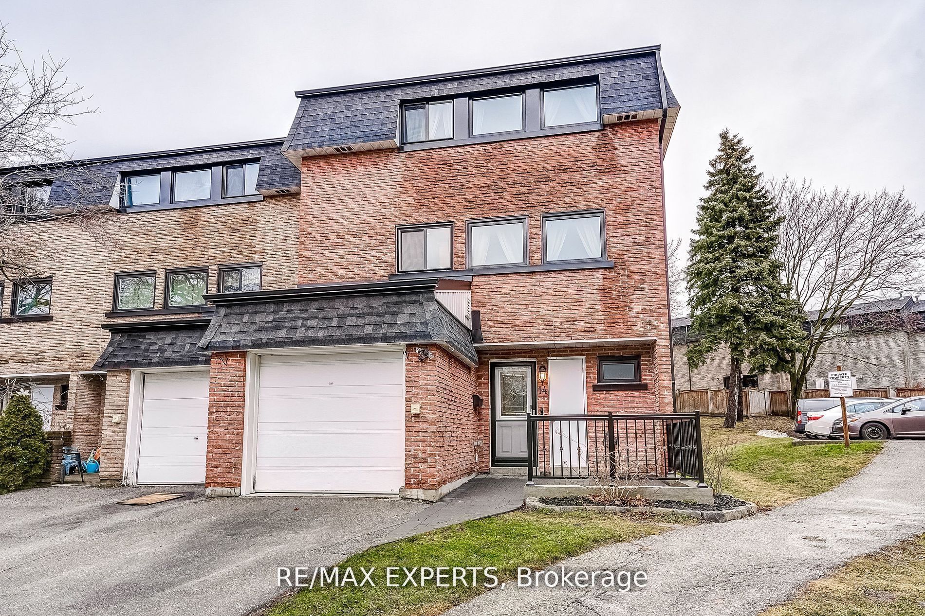 14 Poplar Cres