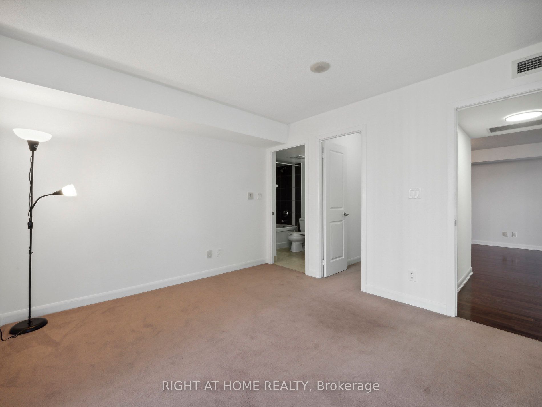 5791 Yonge St 1009