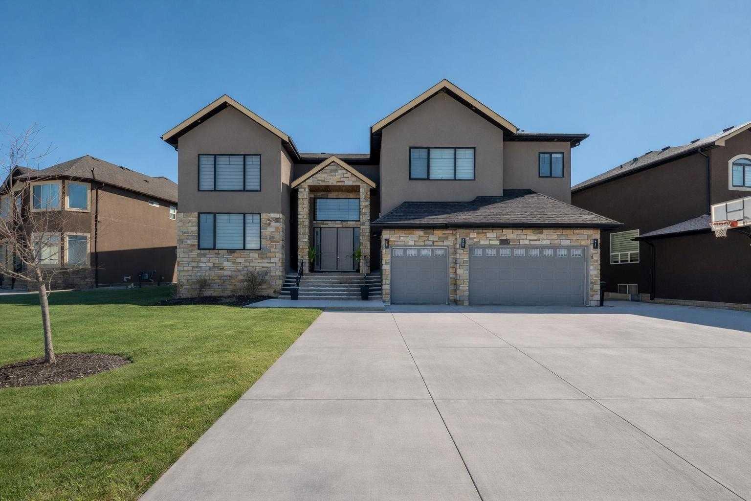 126 Cambridge Park Way