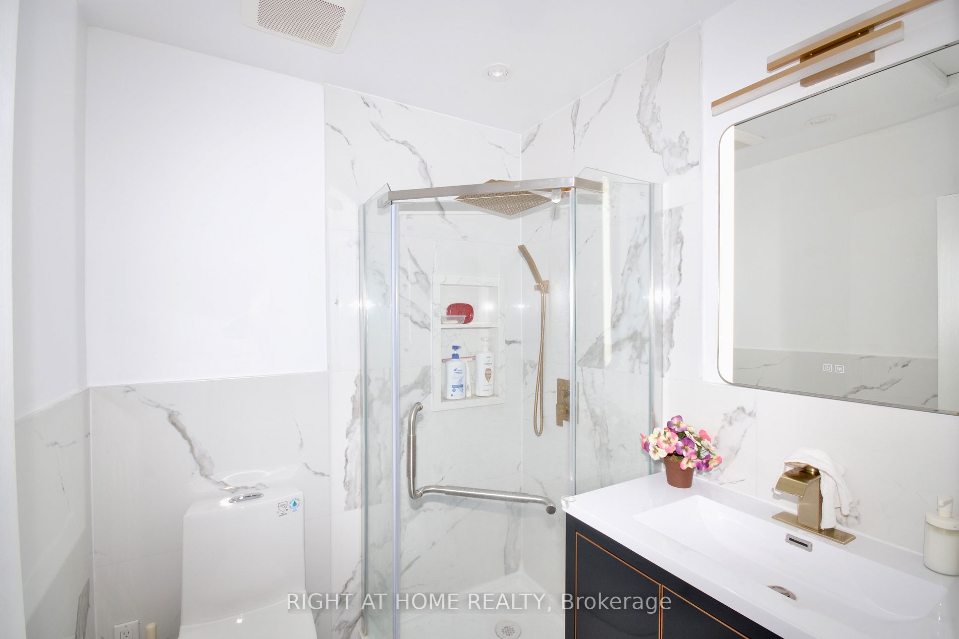 27 Cameo Cres