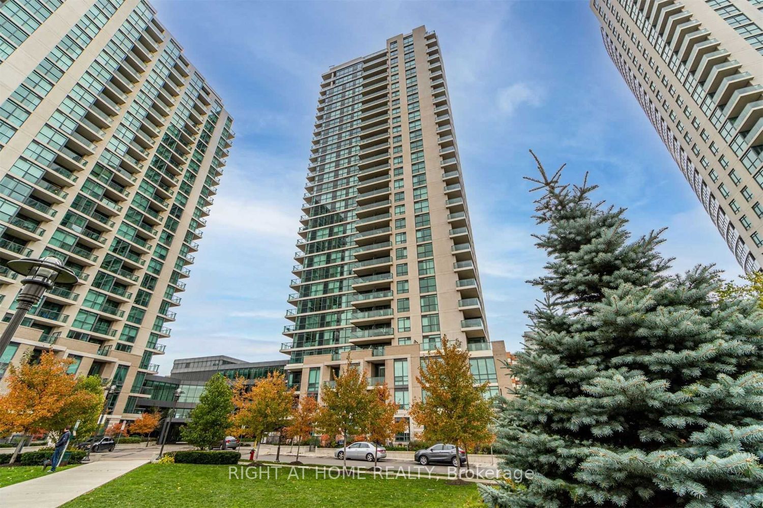 215 Sherway Gardens Rd 505