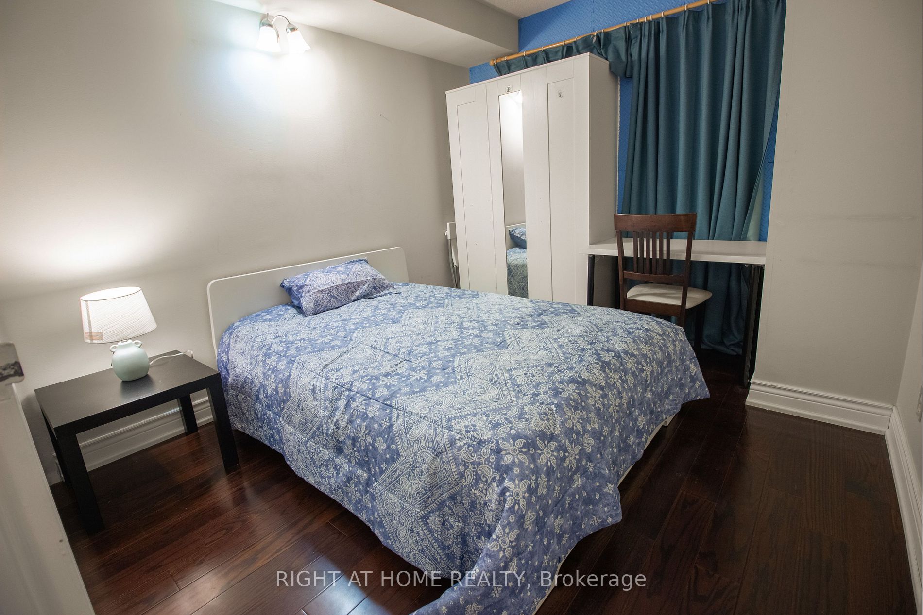 5785 Yonge St 505
