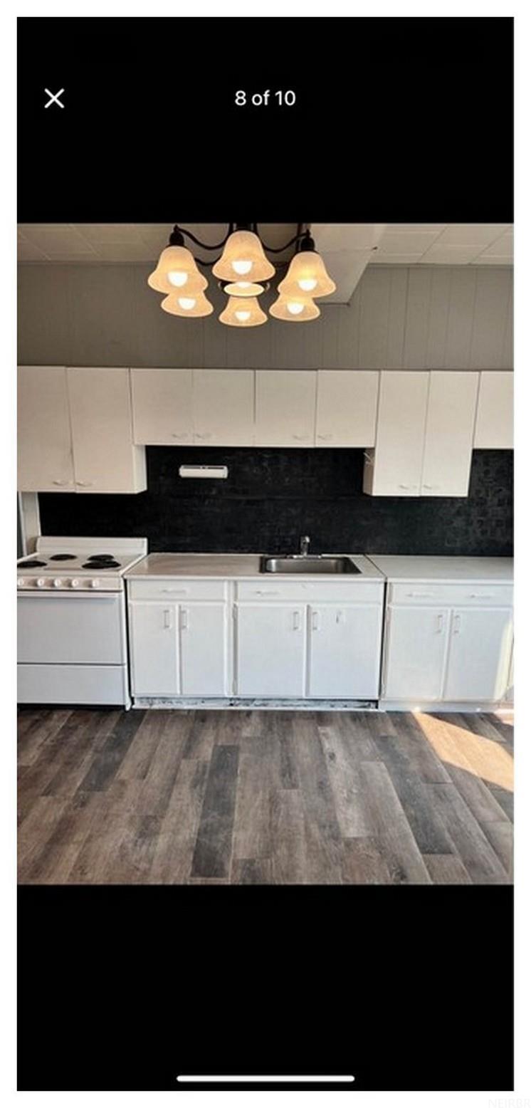 135 W Main Street 6
