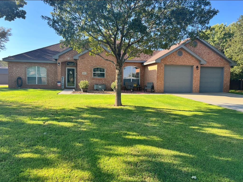 Amazing 4 bed/2 bath Greenwood property with everything you could want! Sits on 2 lots, the backyard is perfect for entertaining featuring a heated pool w/waterfall and a air conditioned cabana. Water well w/2k gallon underground storage, sprinkler system, 50 x 40 shop w/"man cave" and two loft areas for extra storage, covered RV/boat parking. Open concept living with lots of recent updates.