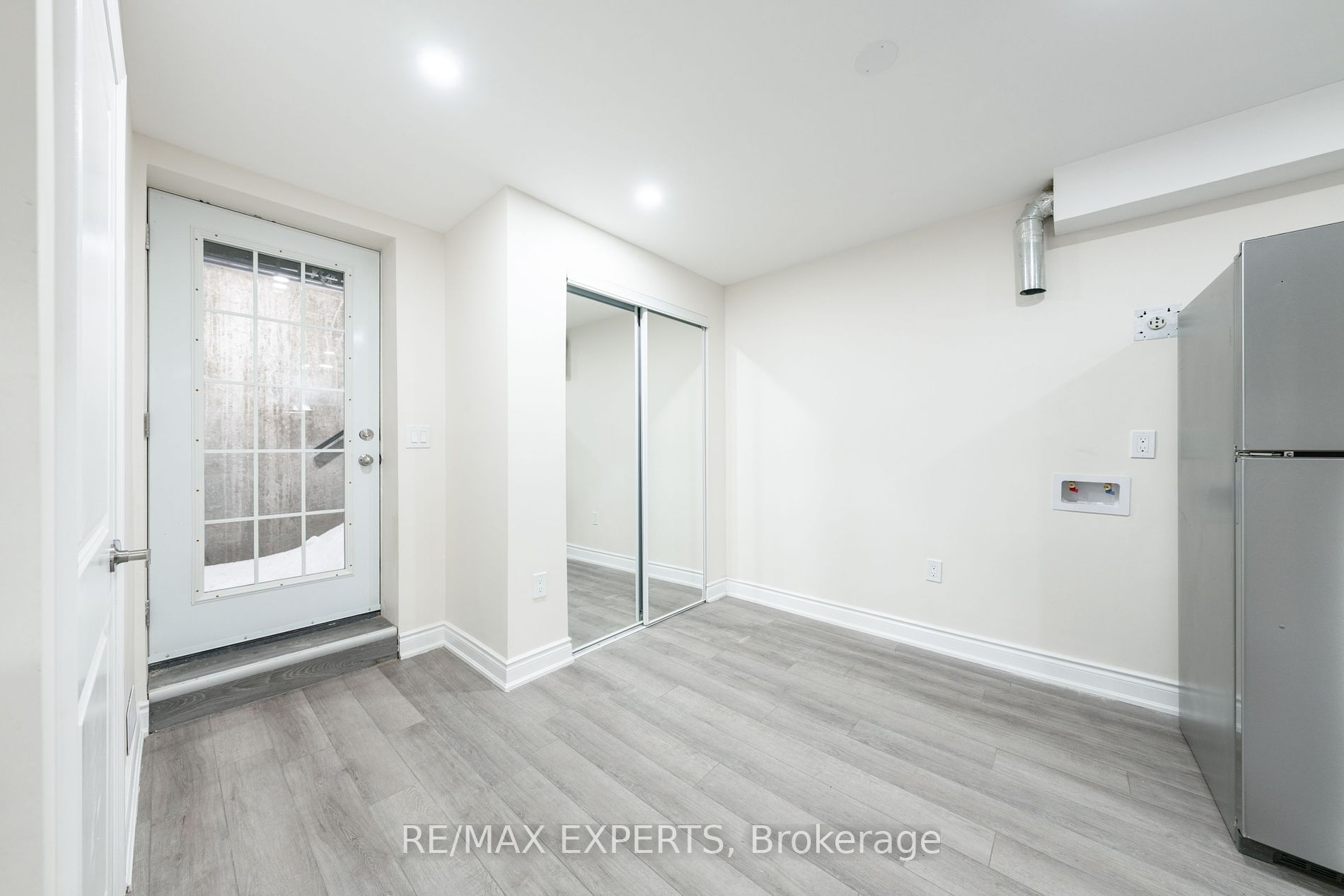 23 Michigan Ave Bsmt