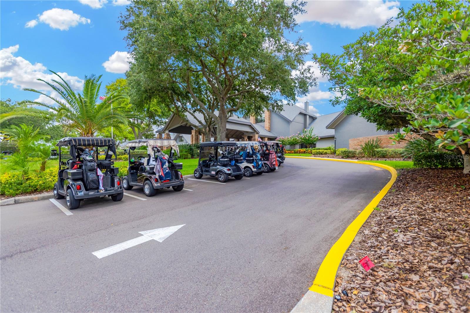 11148 Hollander Avenue