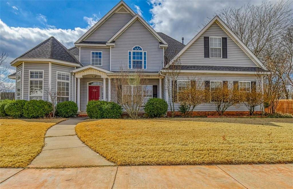 Beautiful home in the Vineyard. So many family activities throughout the year including Food Trucks at the Gazebo, 4th of July Parade, Christmas Horse Carriage Rides, Easter Egg Hunt, and more. The addition also features gorgeous ravines, community pergola, scenic covered bridge & waterwheel, and walking trails with so many trees. The home is so bright and open with natural sunlight throughout. The flooring in the living area is an upscale wood laminate, the kitchen has been equipped with commercial grade stainless appliances. It has an excellent floorplan with the master, formal dining, and two living areas downstairs, all large secondary bedrooms and full bath are upstairs. The fourth bedroom would makean excellent bonus room. Pets considered on an individual basis and max of 2.  Tenant is responsible for all utilities.