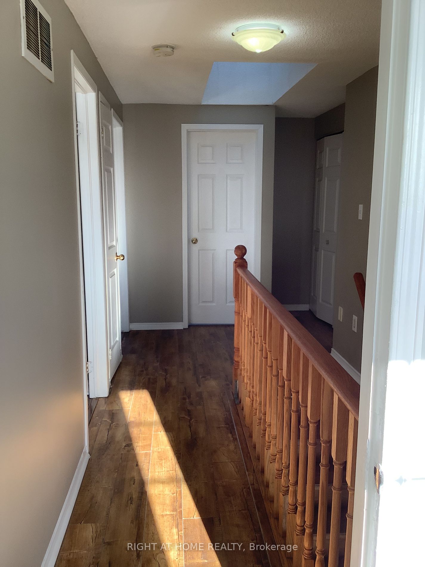 214 DUNSMORE Lane