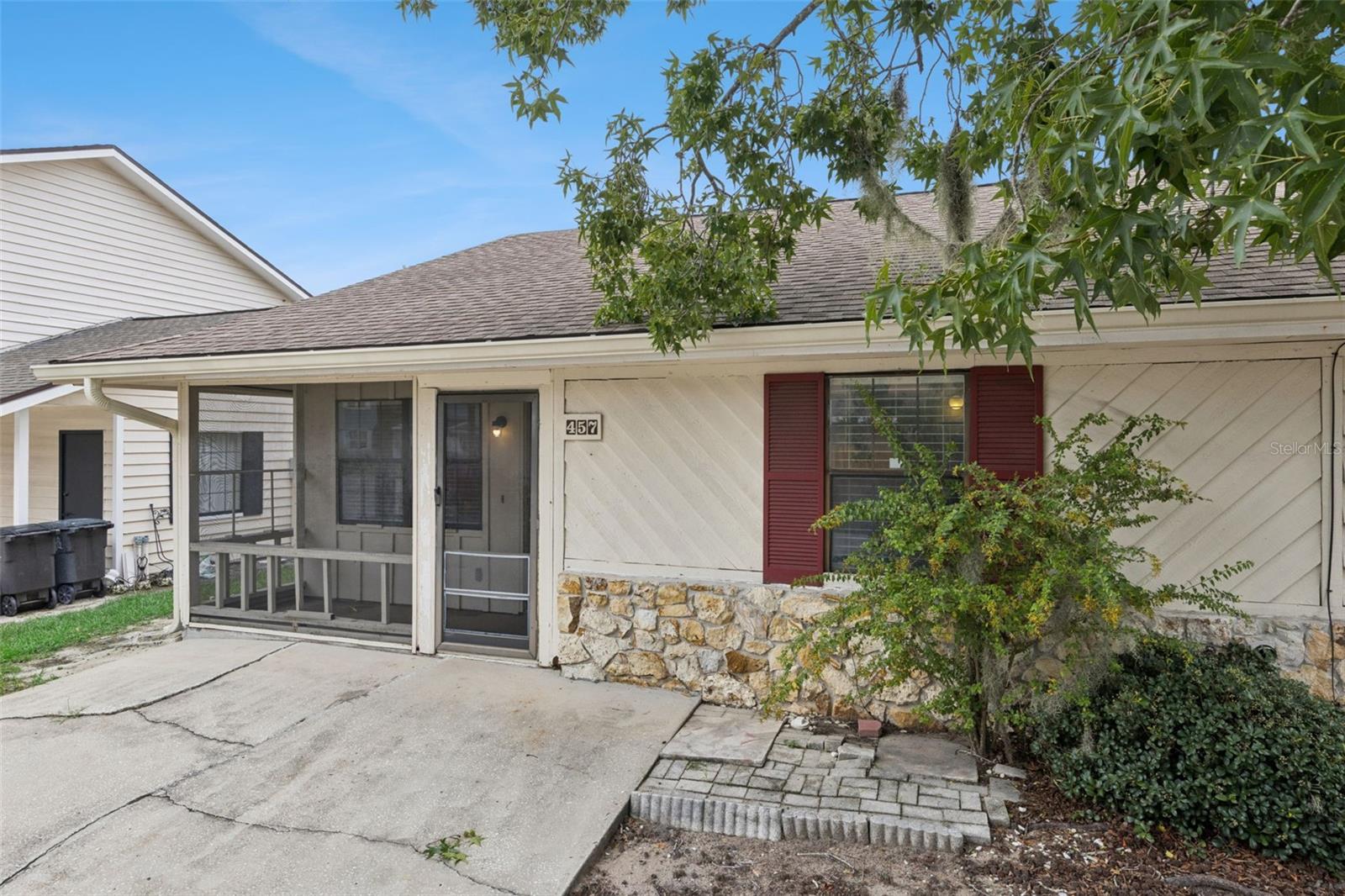 457 Hemlock Street