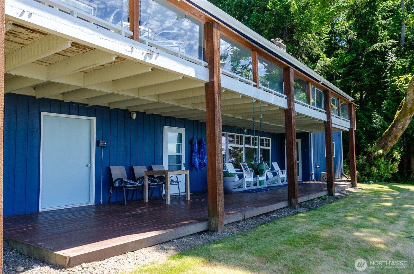 7504 Crescent Beach Road NW