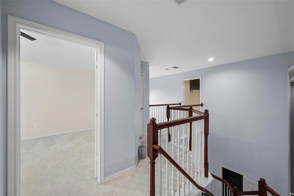 1819 Sandalwood Lane