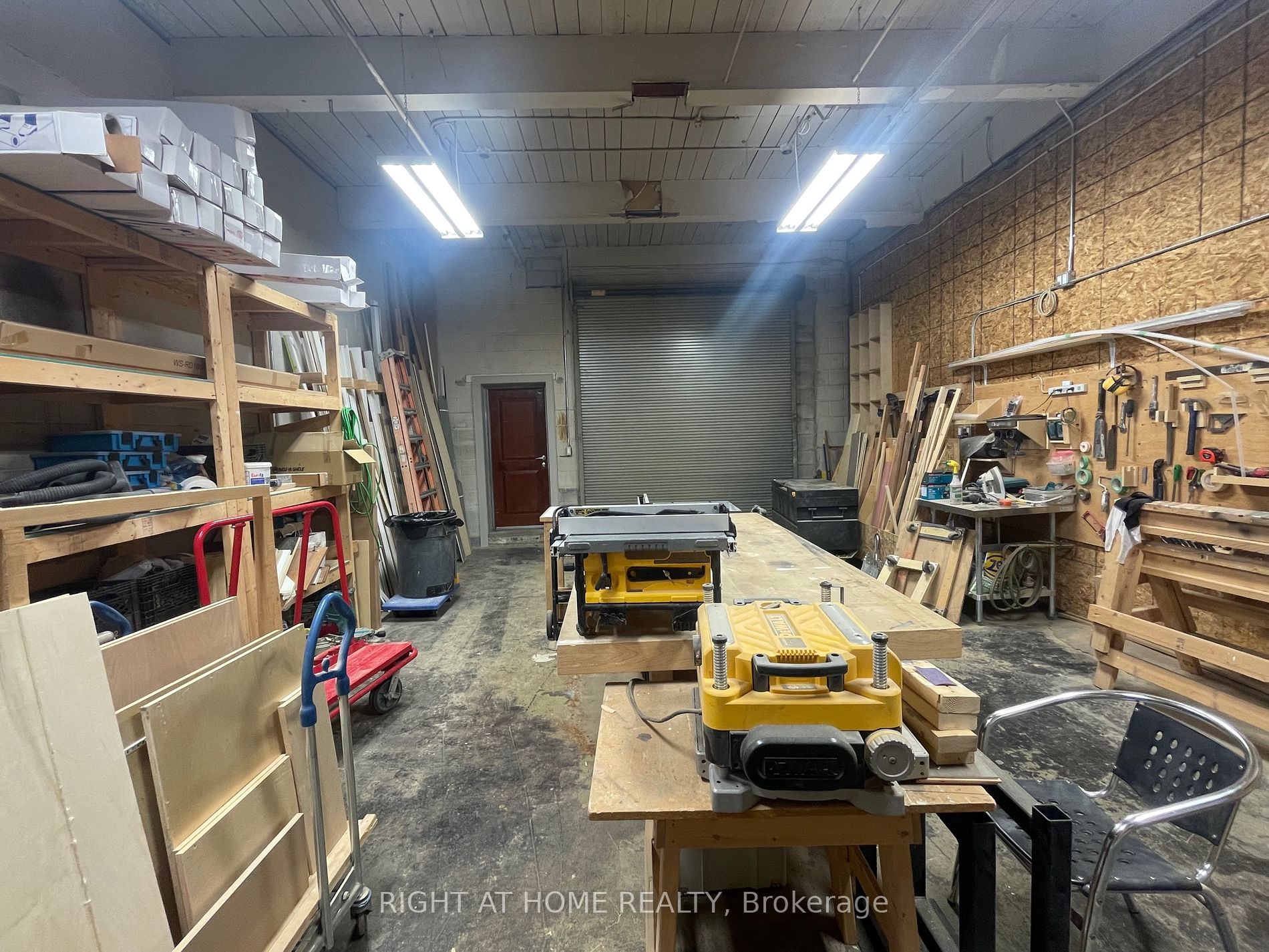 30 A&B Fordhouse Blvd