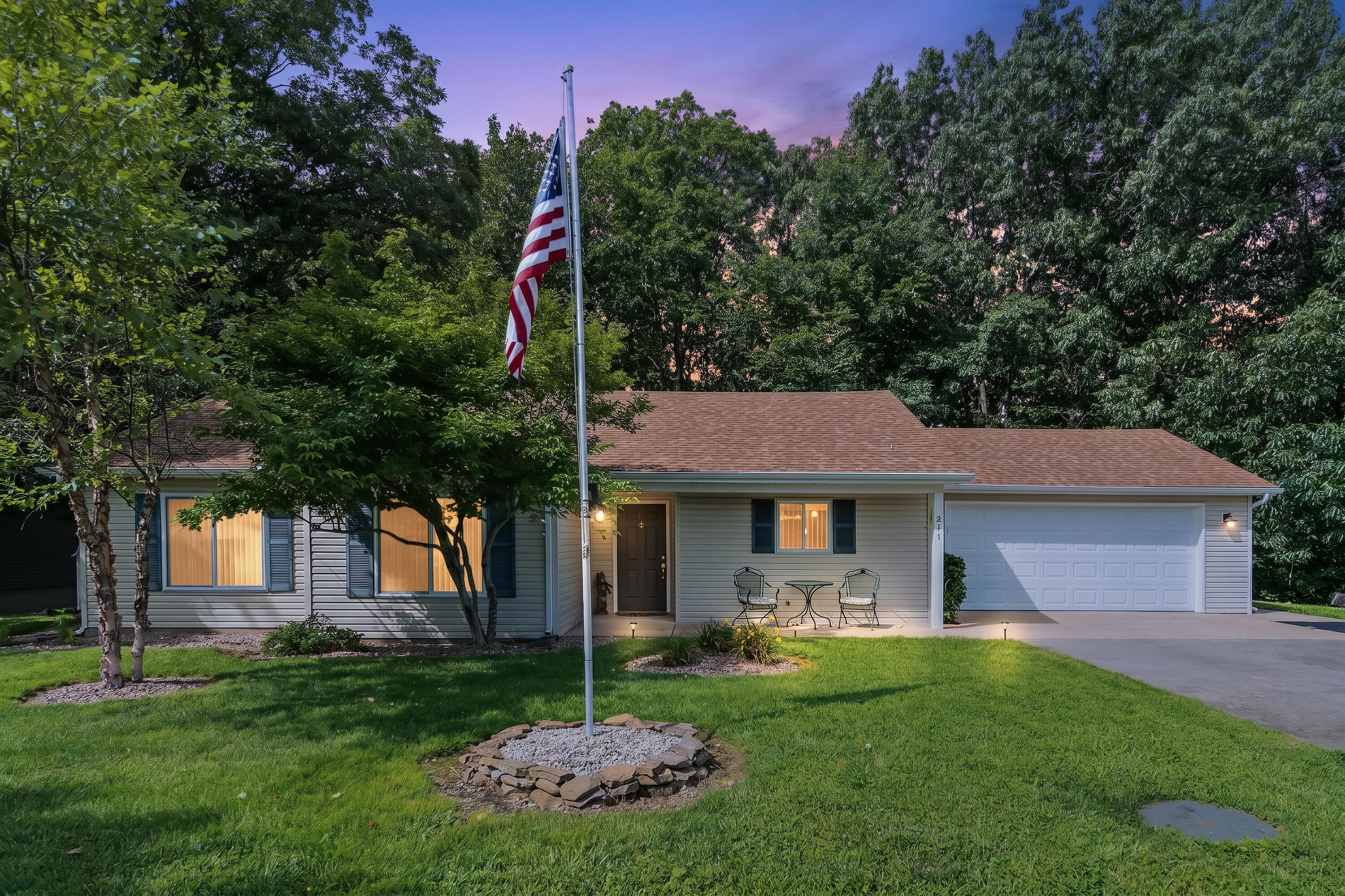 211 N Catamount Boulevard