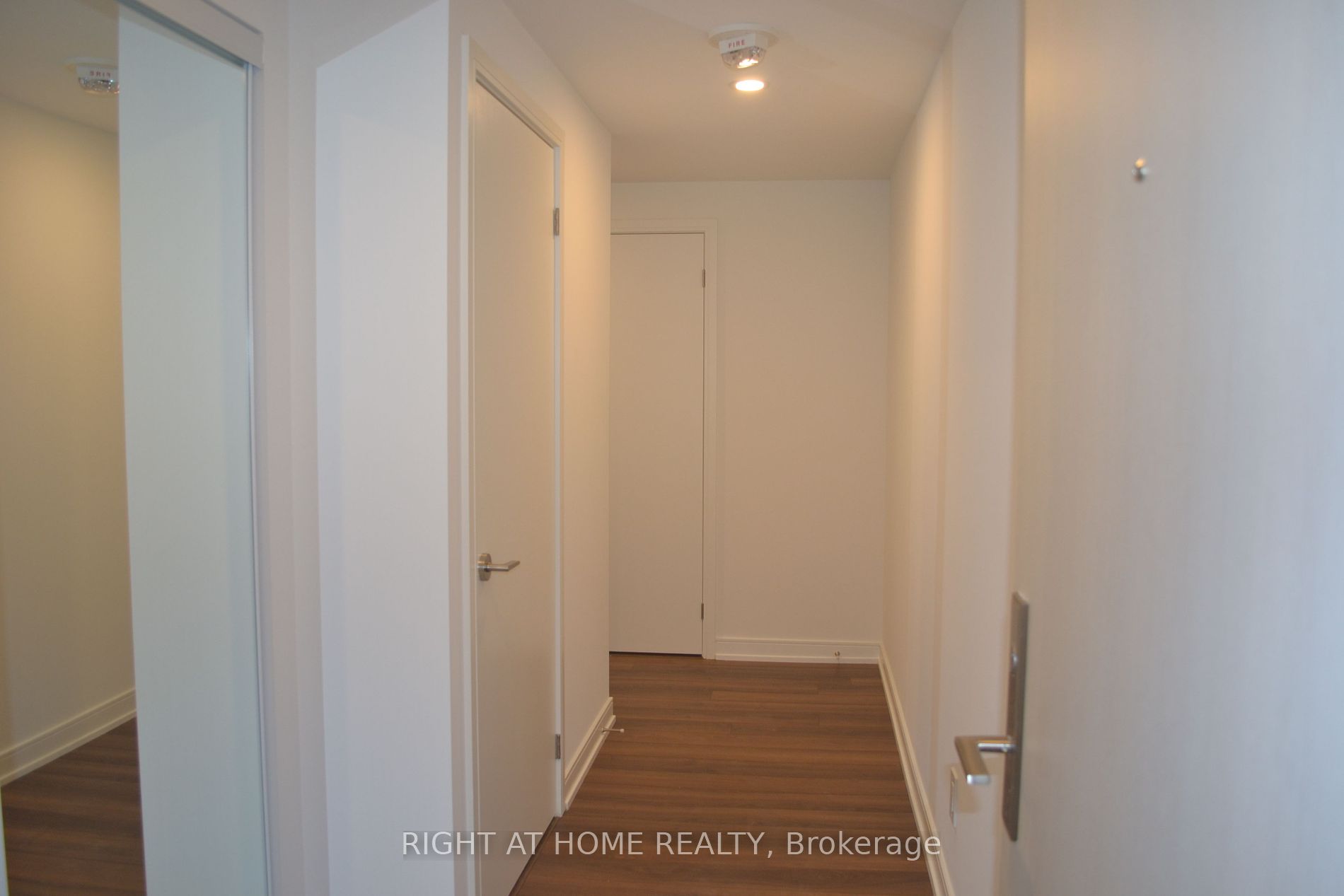 30 Samuel Wood Way 1208