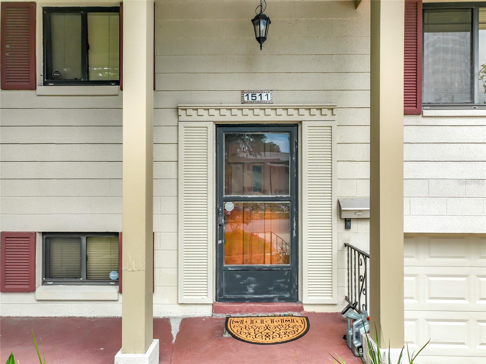 1511 Glastonberry Road