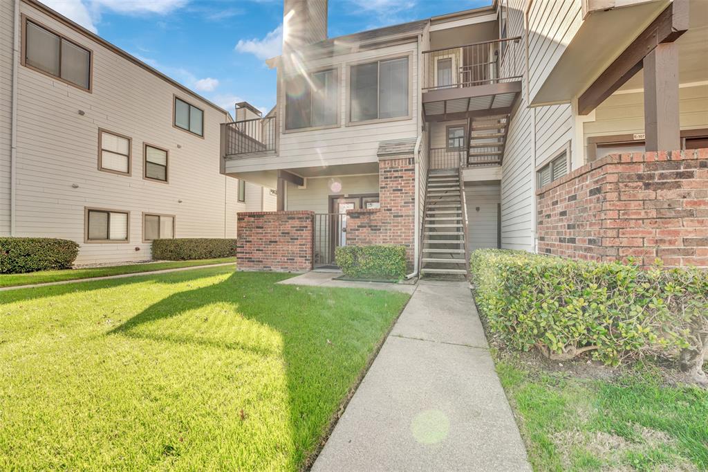 3121 Sondra Drive 205