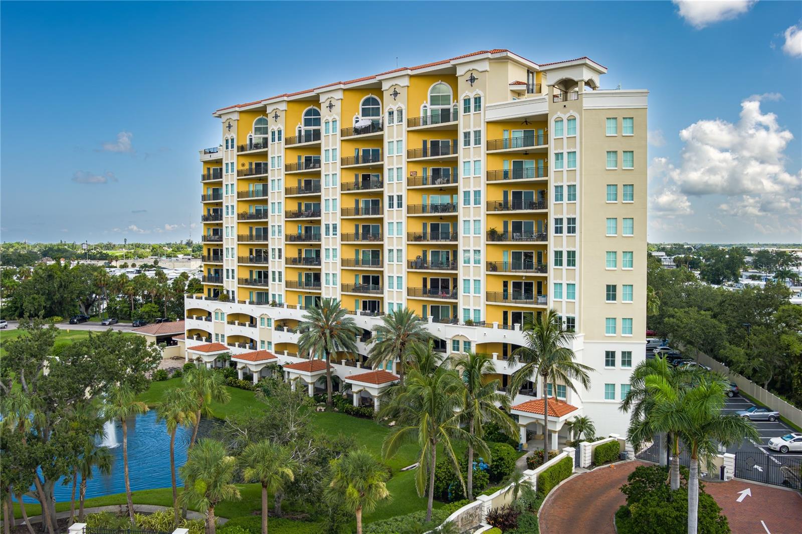 501 Haben Boulevard 605