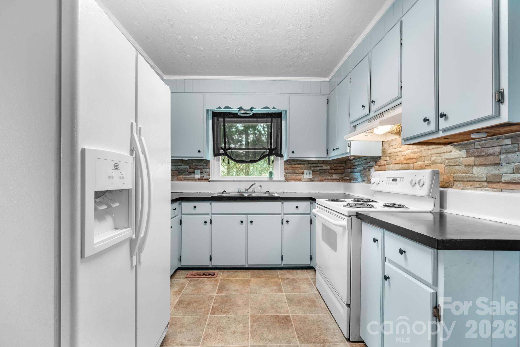 296 Pine Mountain Road