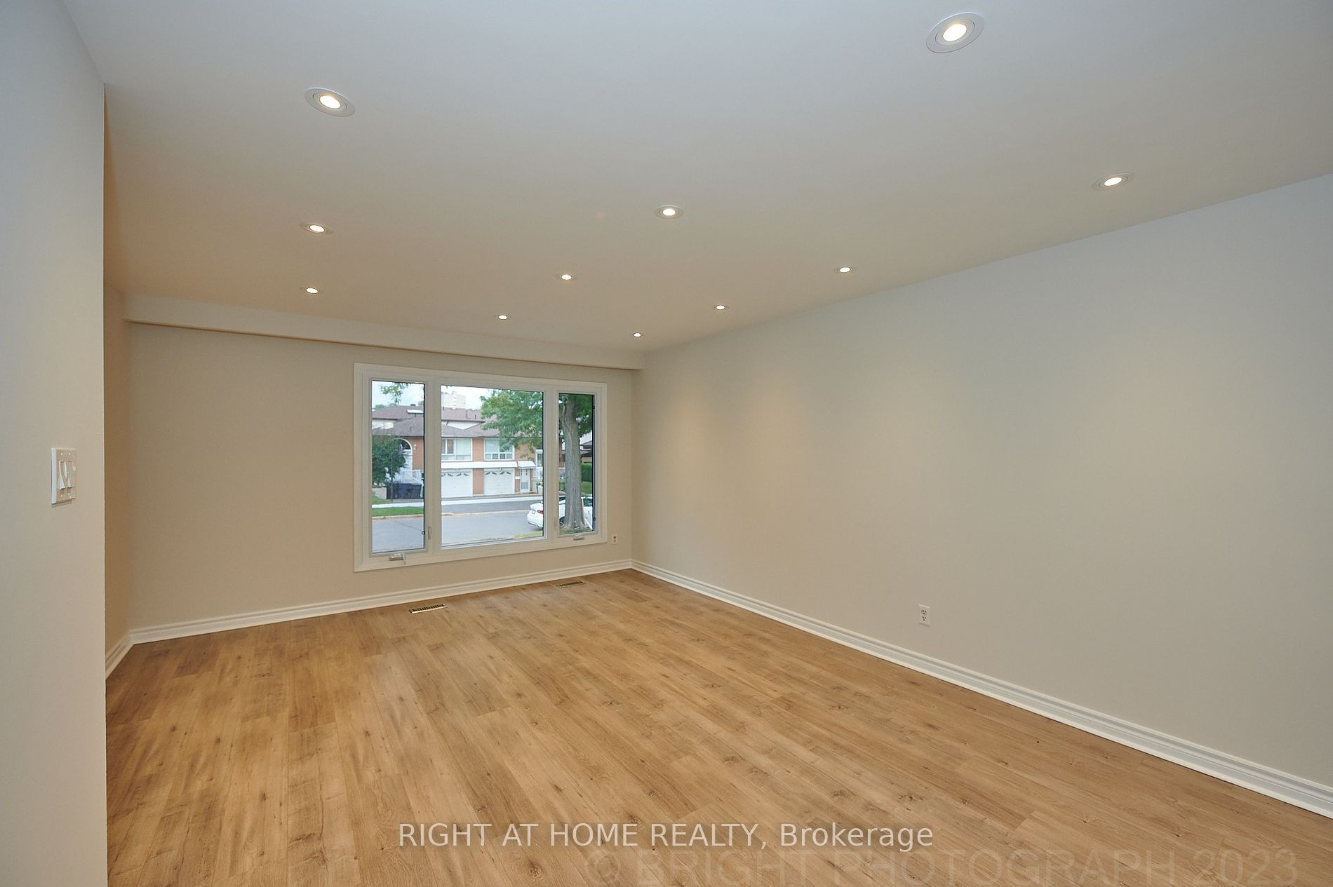 36 Ladner Dr Dr