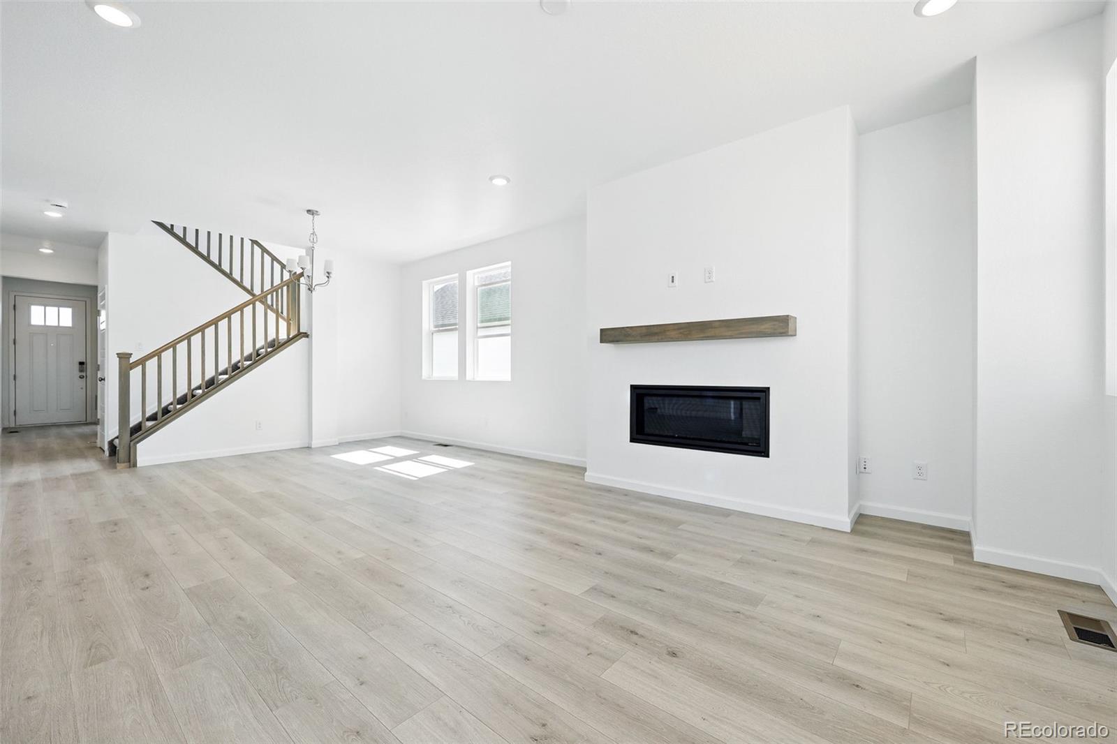 16618 W 92nd Place