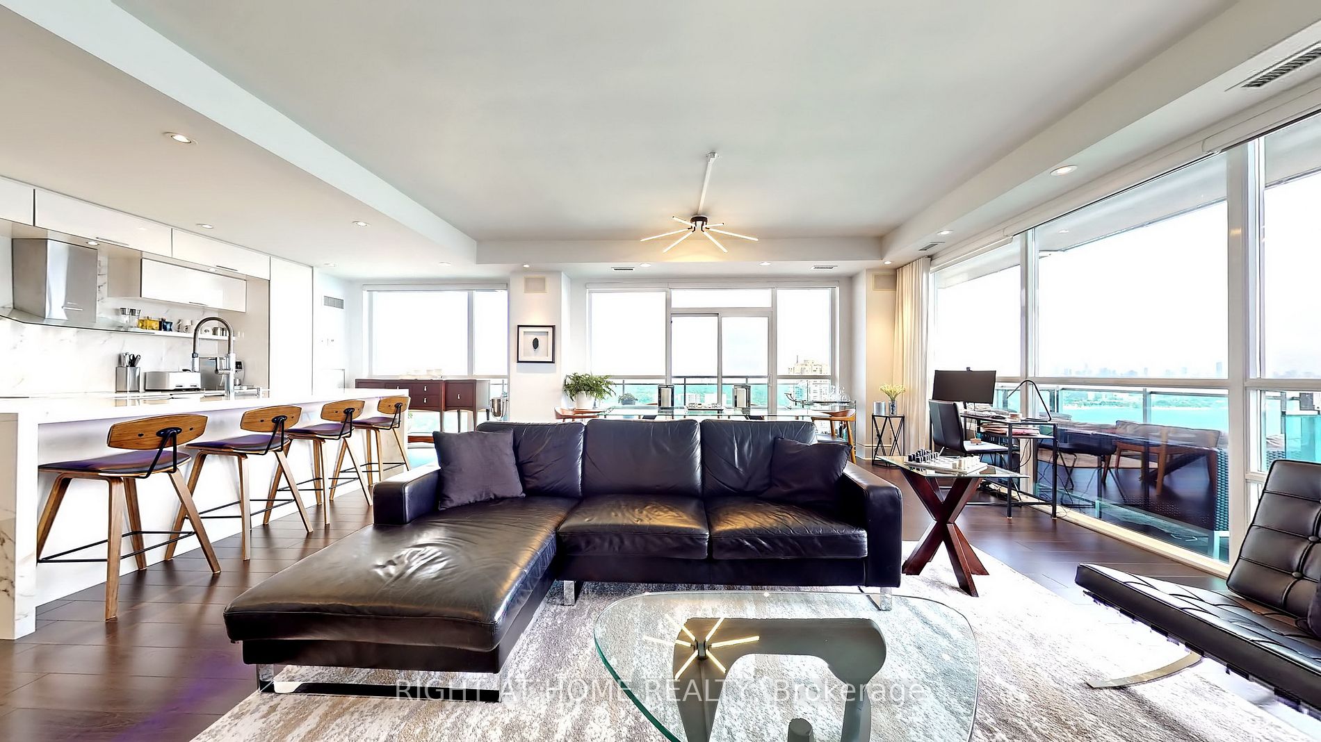 16 Brookers Lane Lph04