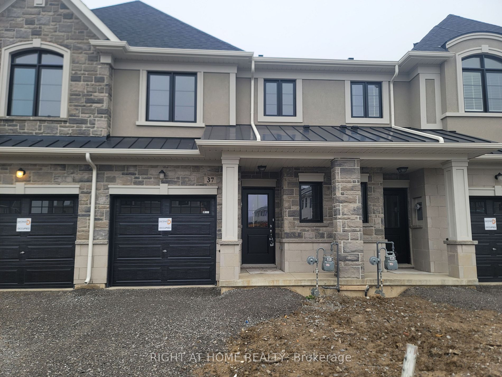 37 Mia Dr