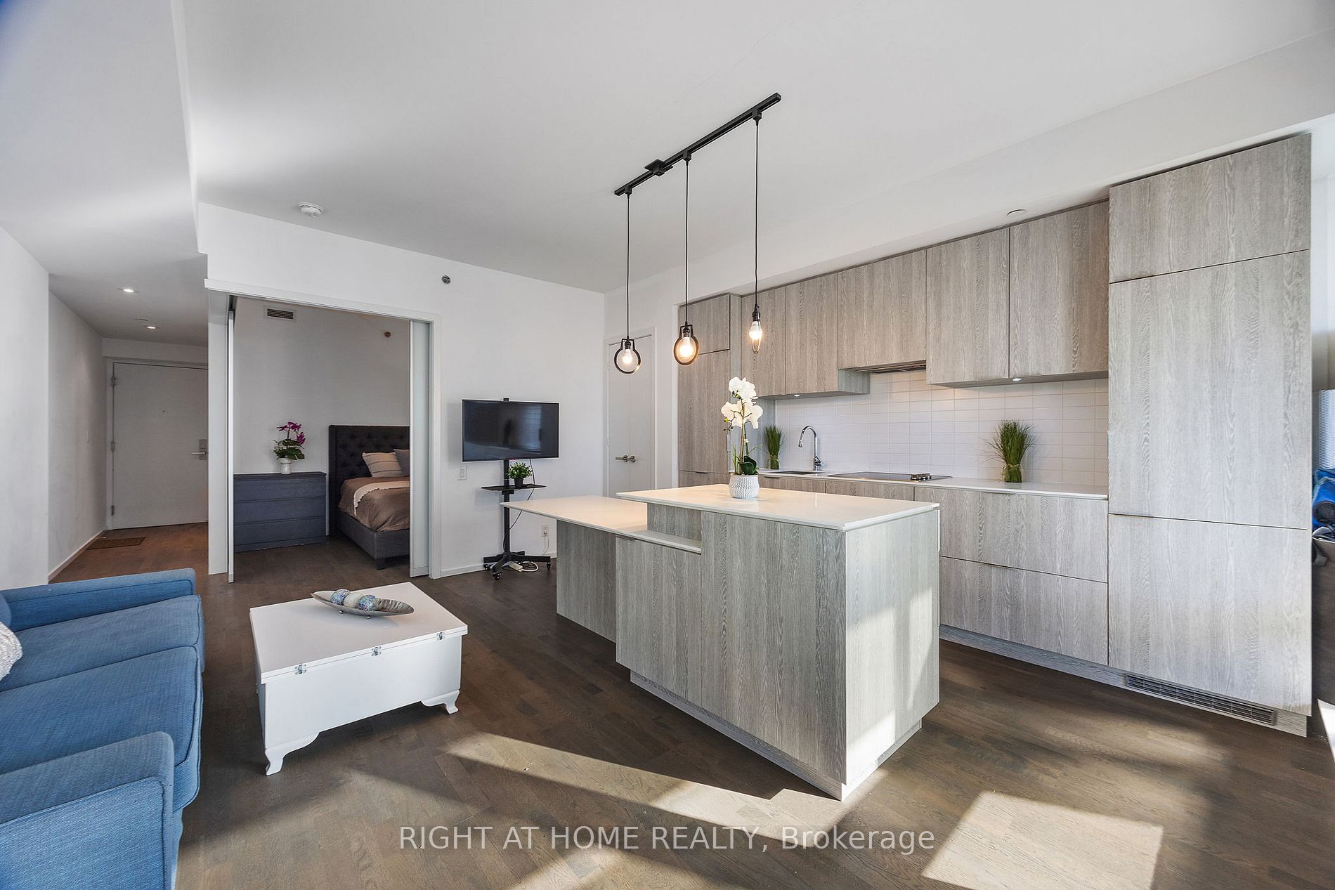 5 St. Joseph St 3403