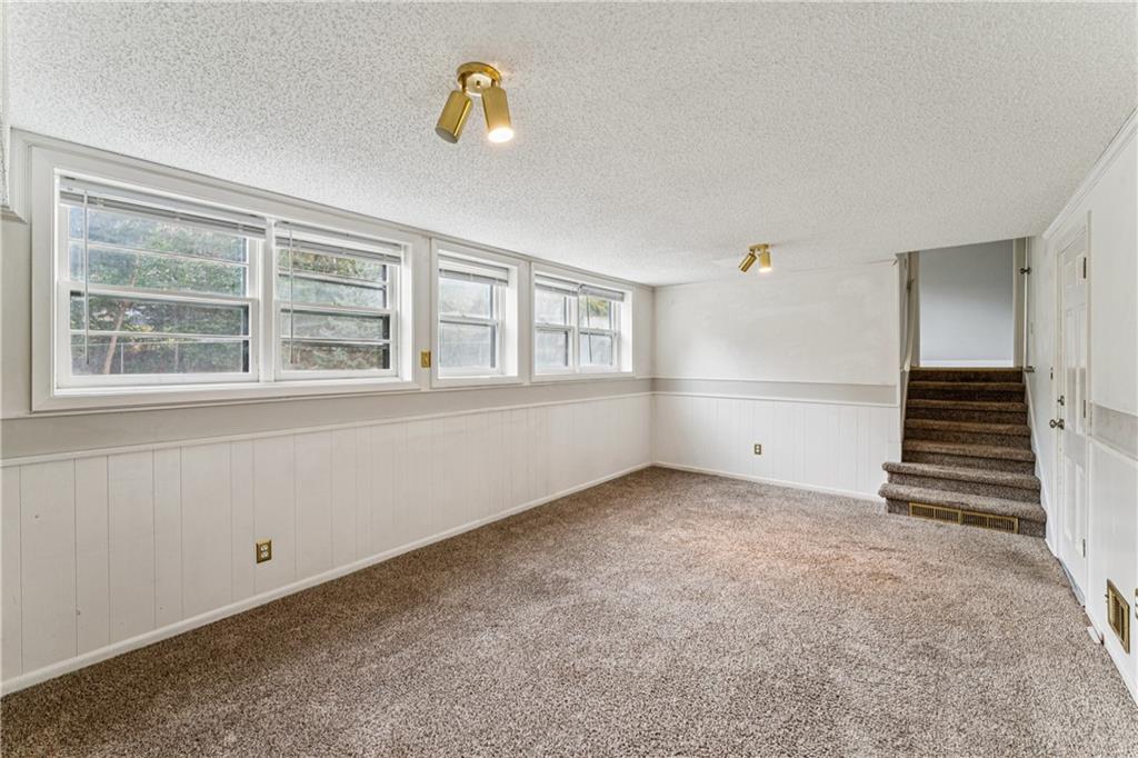 5007 Outlook Street