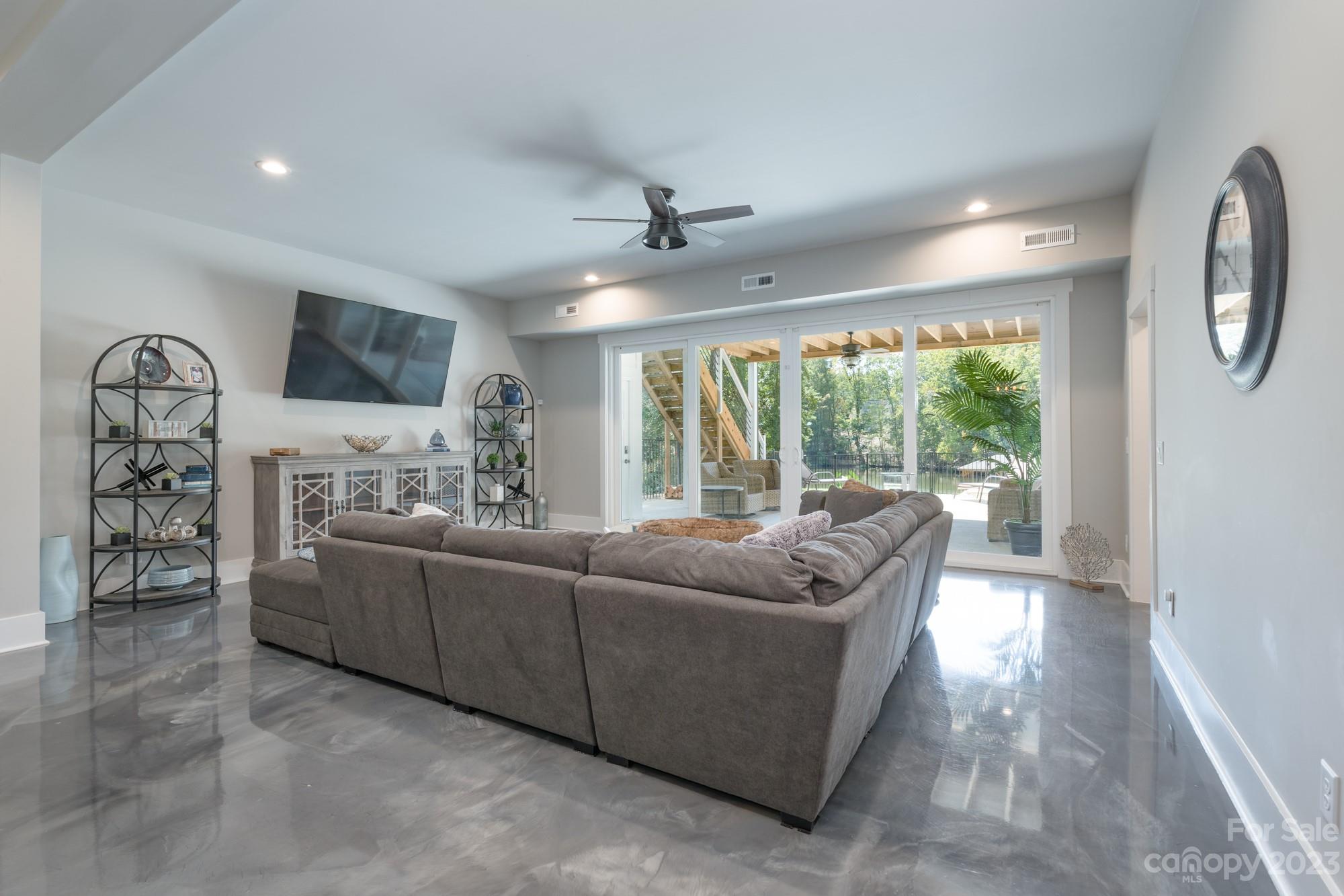 205 Water Oak Way