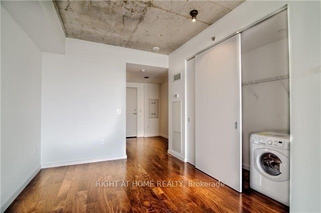 32 Trolley Cres 1003