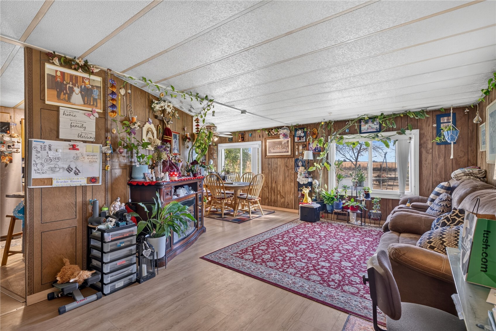 10748 Hwy 28 W