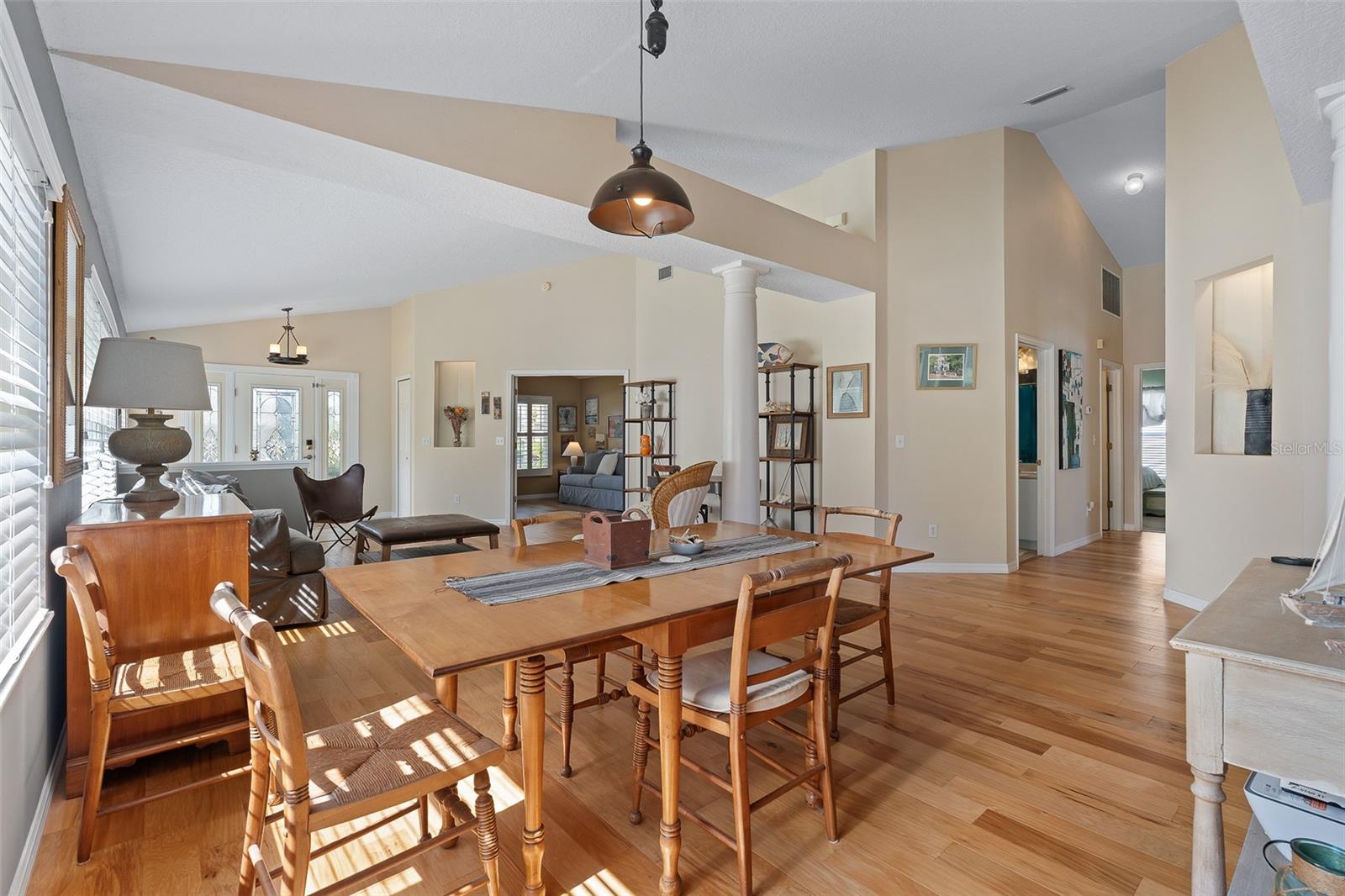 1404 Sunningdale Lane