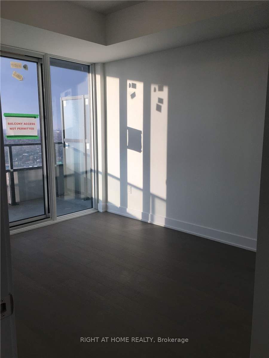 30 Shore Breeze Dr 3511