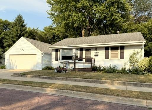 1113 Drake Avenue