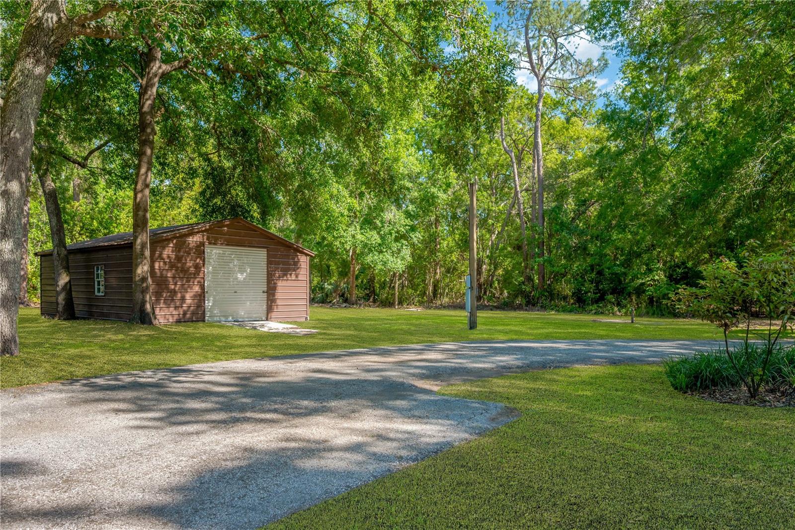 4221 Brackwood Road