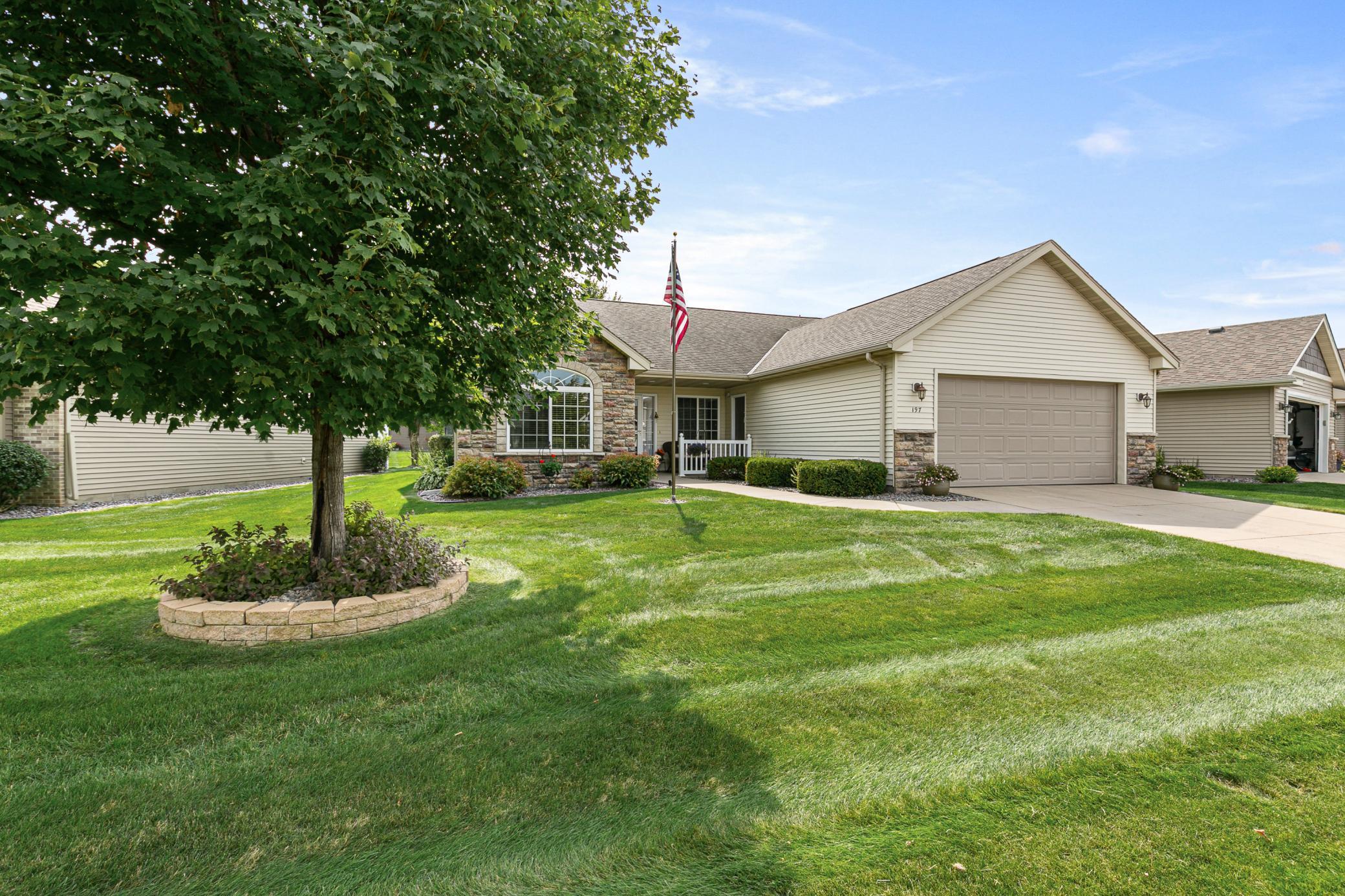 197 Glenview Loop