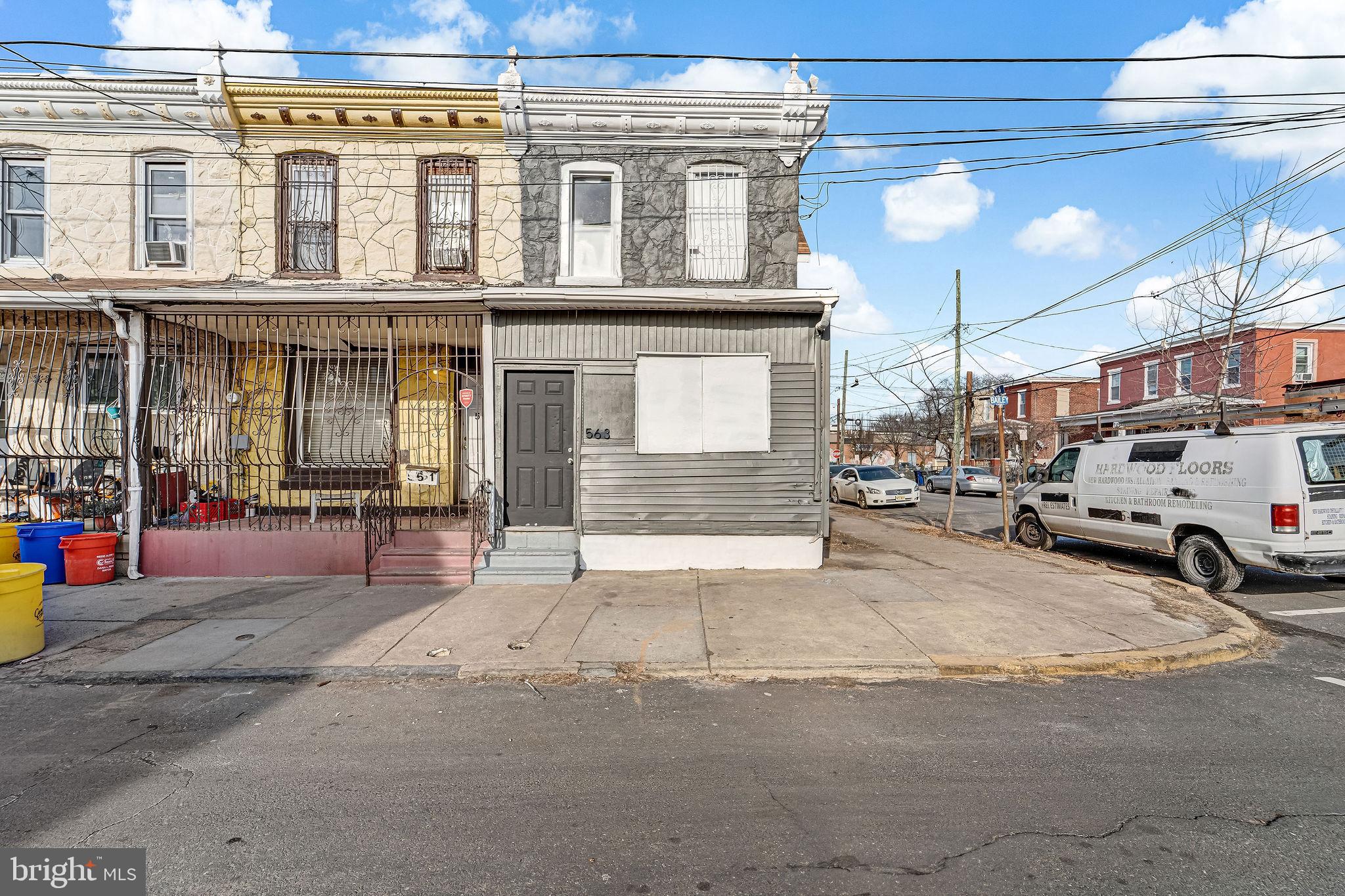 563 Bailey St  
