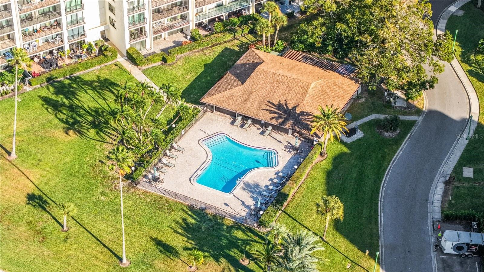 100 Oakmont Lane 101