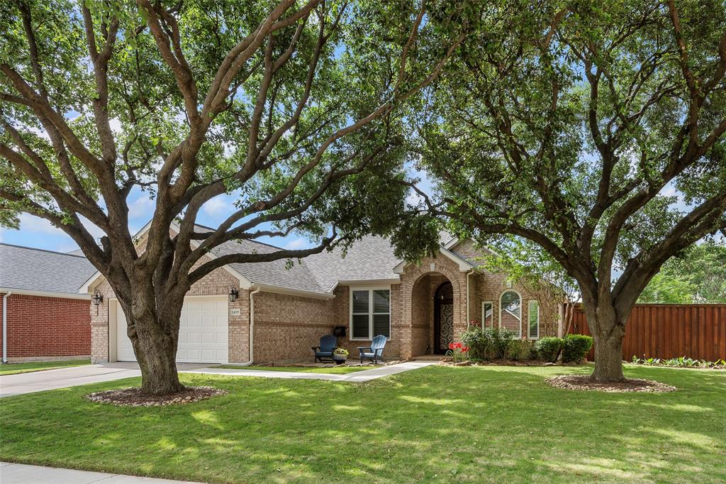 1409 Old Oak Trail, Flower Mound, TX