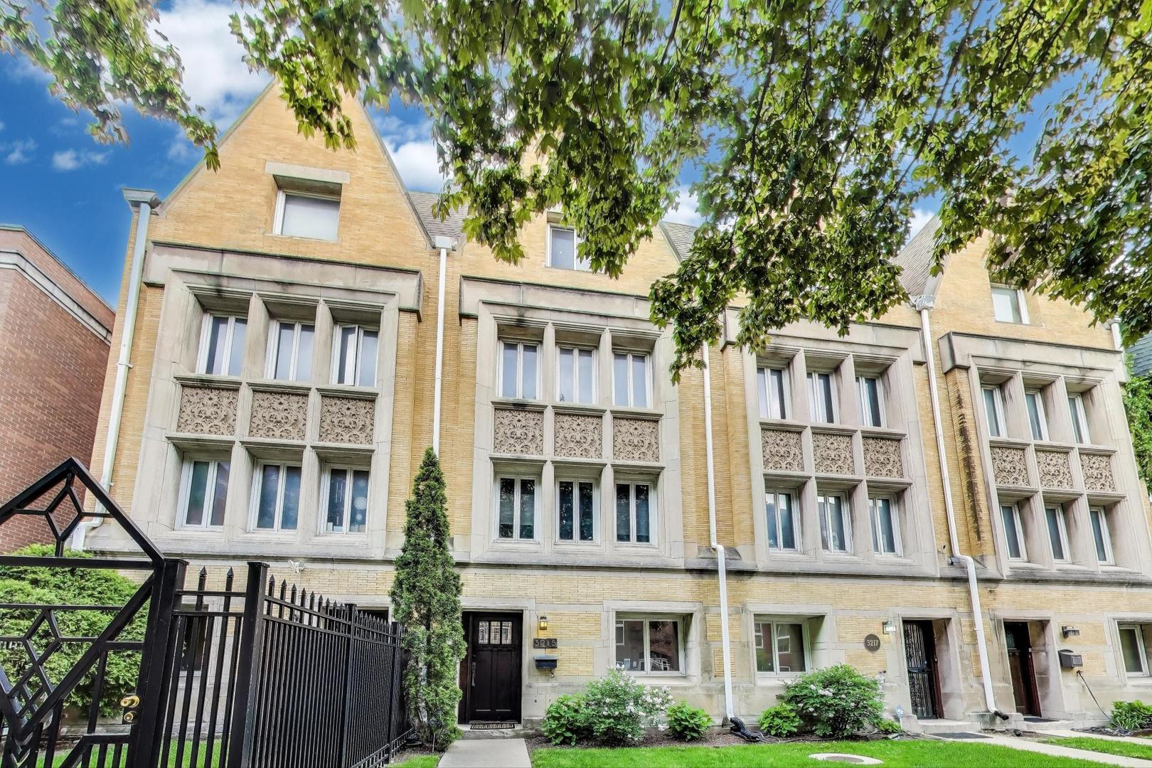 Now price at $725k! RARELY AVAILABLE! Welcome to Robert Roloson Row in The Gap! Featured in Crain's, this 3-story estate is 1 of only 4 Roloson rowhouses that were built by world renowned architect Frank Lloyd Wright. With over 4,500 square feet of living space, this 4 bedroom 3.1 bathroom home has a main level reception room that can be used to a home office, the second level includes a formal living room and dining room, hardwood floors, a sitting room, den and an eat-in kitchen with a large island, granite countertops and stainless steel appliances. There are dual staircases (front and rear) to access the third level. The third level has plenty of natural lighting with multiple skylights, newer hardwood floors ('16) in the bedrooms, a second bathroom with a shared bathroom and a two-level primary bedroom suite with a walk-in closet, woodburning fireplace and a newer wooden staircase that leads to the suite's top level full en suite bathroom that includes double vanity, a soaking tub and separate shower. The finished basement has a recreation room, laundry room, full bathroom with a steam shower, and a bonus room that was previously room as an exercise room. There is a new deck ('24) off the kitchen in the fenced rear yard that has access to King Drive and is perfect for your outdoor oasis! There is plenty of storage space, 4 woodburning fireplaces, dual heating and cooling, a newer rear tear off roof ('18) and a newer front shingle roof ('20)! Short distance from the lakefront, I-94, Lake Shore Drive, Pershing Magnet School, IIT, Illinois College of Optometry, Dunbar Park, public transportation, shopping and much more!