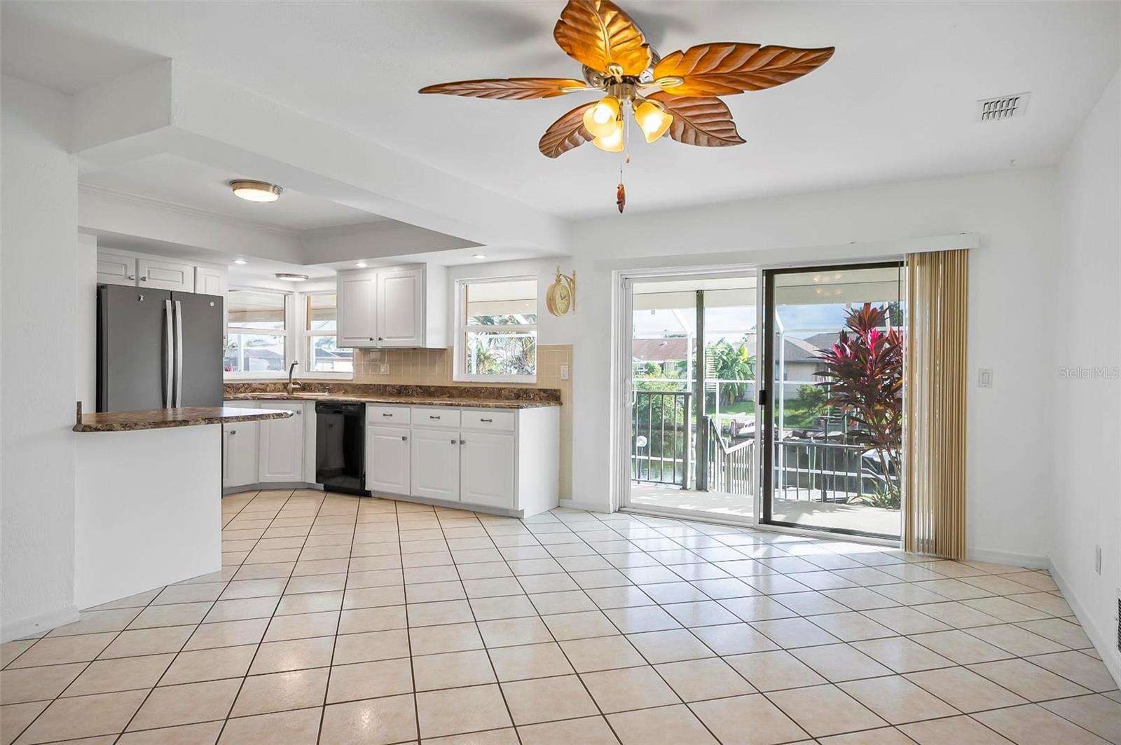 15 Clarendon Court S
