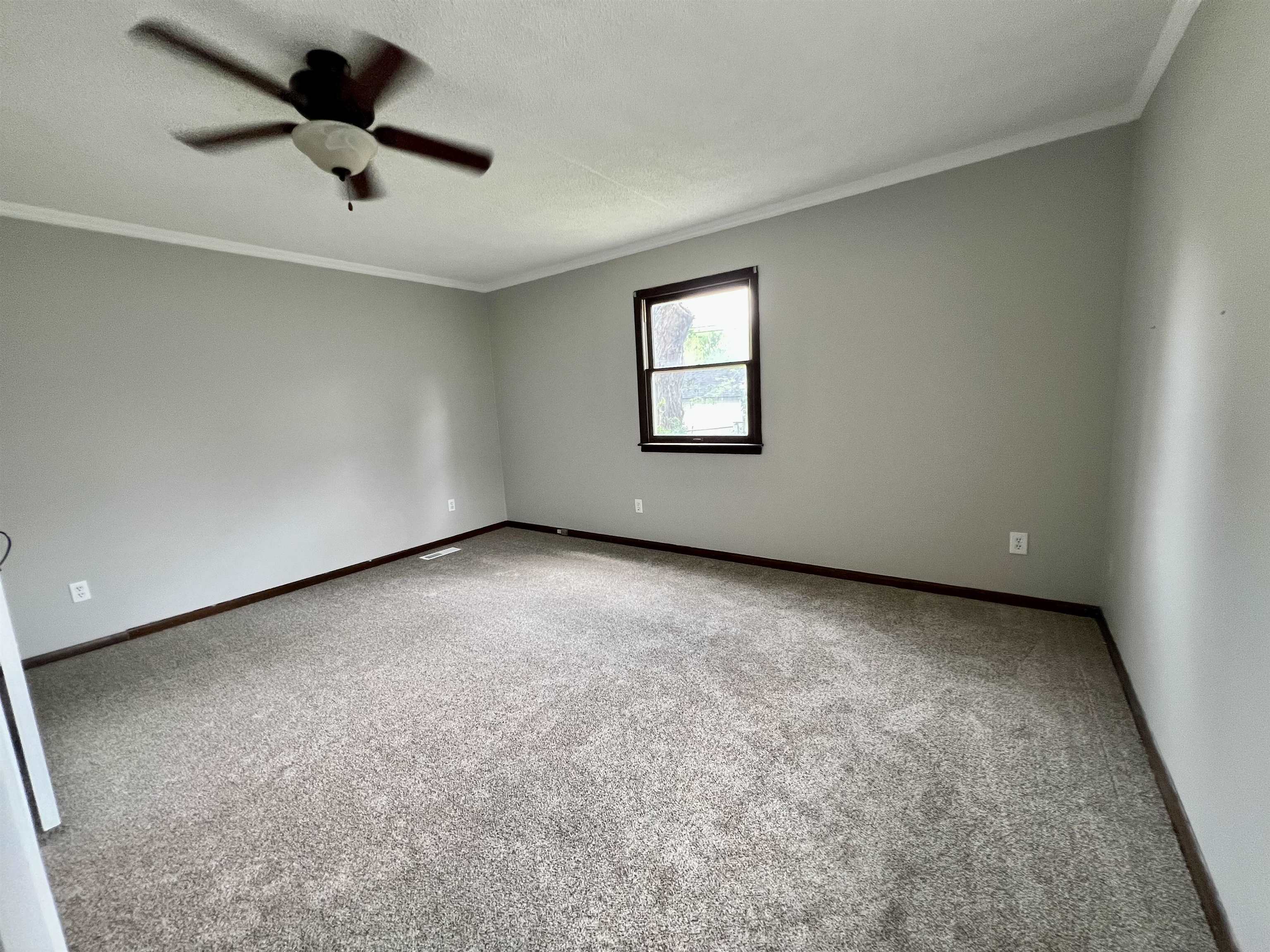 1118 N B