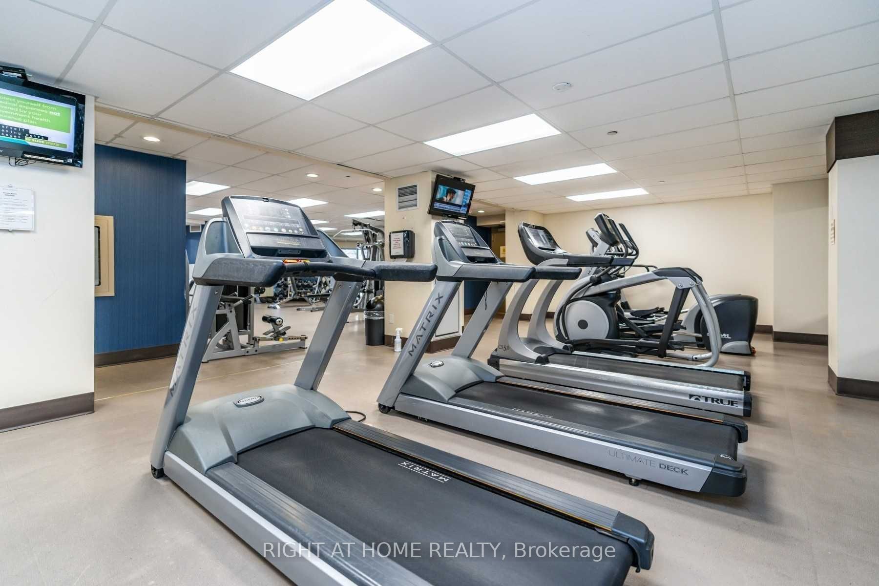 33 E Sheppard Ave 3111