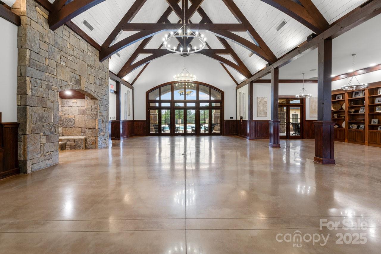 1029 Glade Spring Court