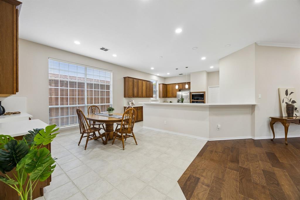 415 Mainsail Drive